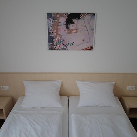 Hotel Am Bad Esslingen am Neckar Ngoại thất bức ảnh