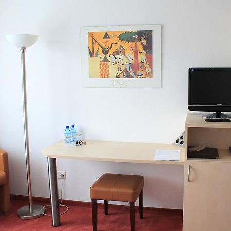 Hotel Am Bad Esslingen am Neckar Ngoại thất bức ảnh
