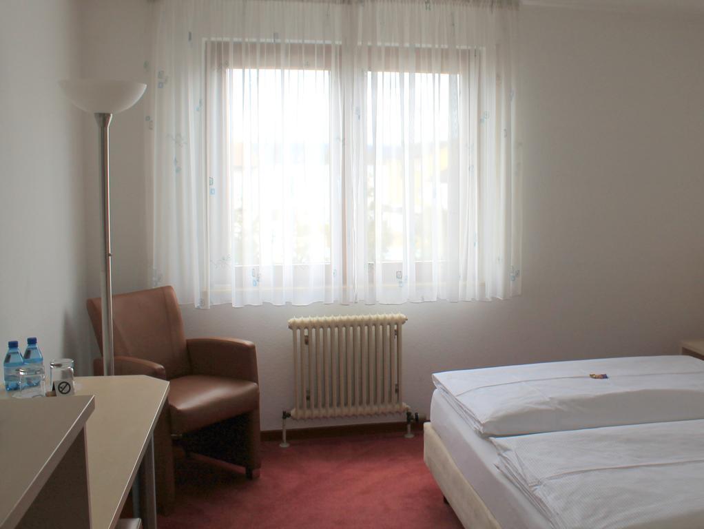 Hotel Am Bad Esslingen am Neckar Ngoại thất bức ảnh